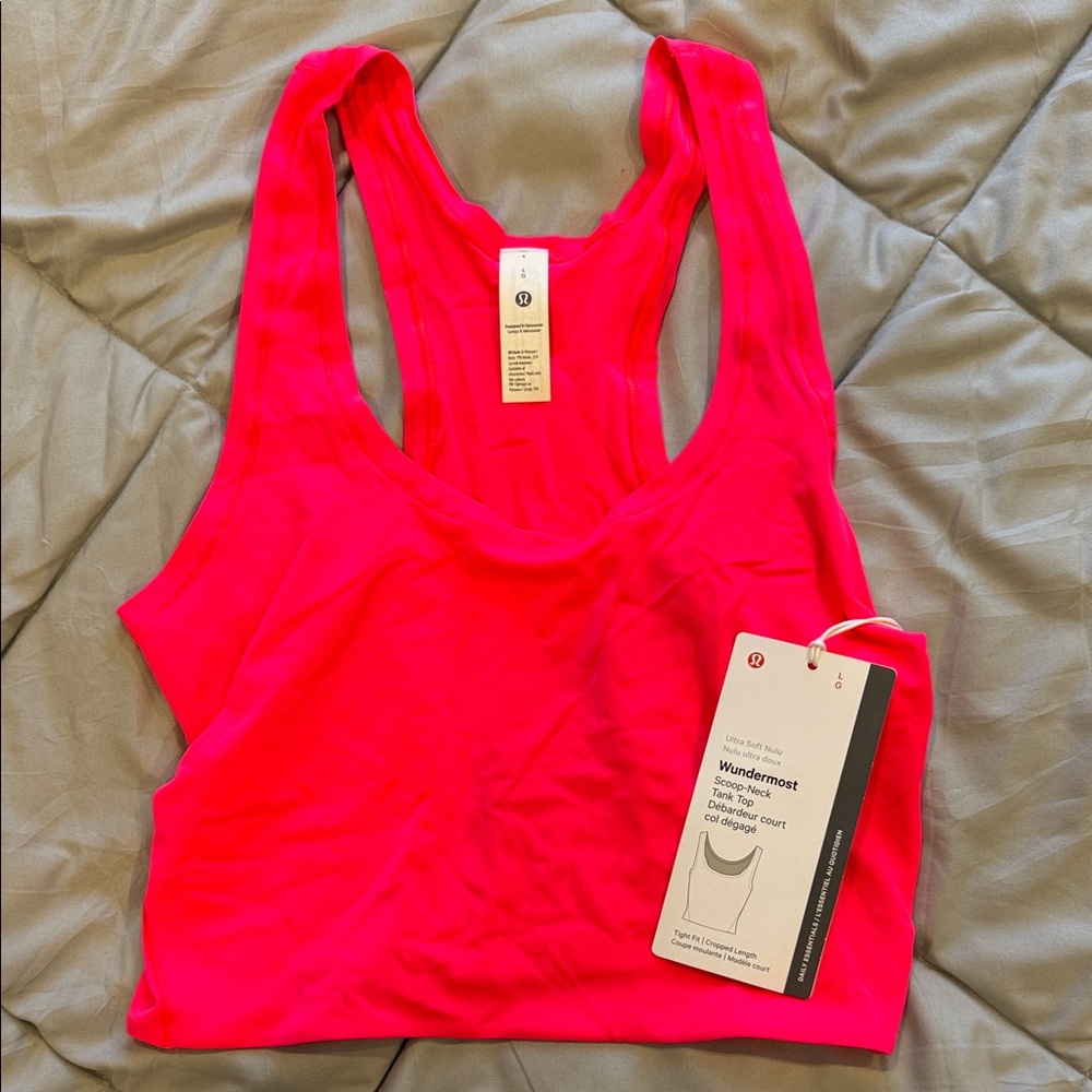 Lululemon NWT Nulu Scoop-Neck Cropped Tank Top - Size L
